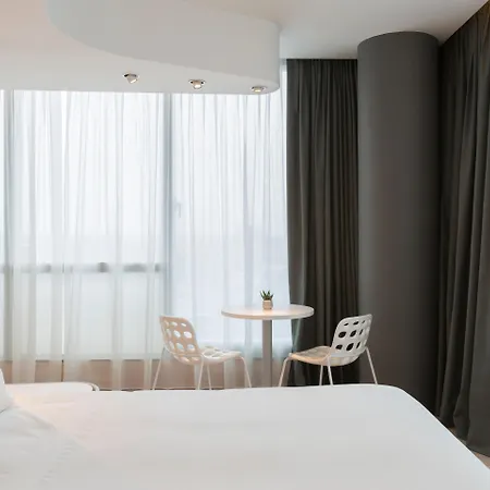 Voco Milan-fiere By Ihg Hotel 4*