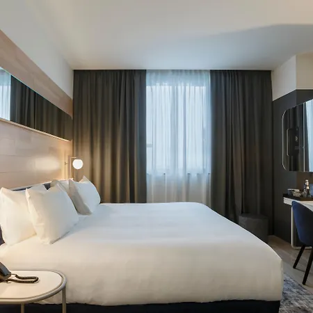 Voco Milan-fiere By Ihg Hotel 4*