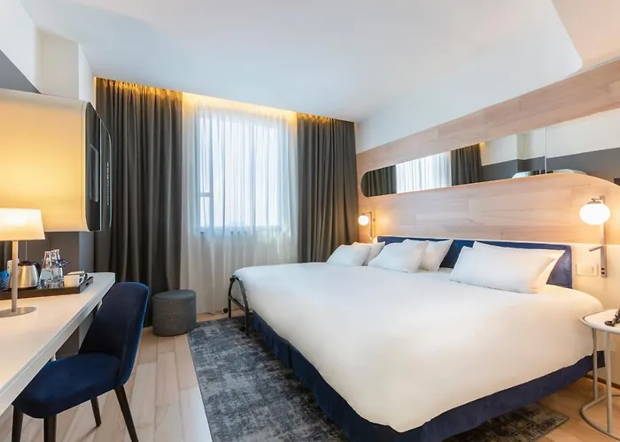 Voco Milan-fiere By Ihg Hotel 4*