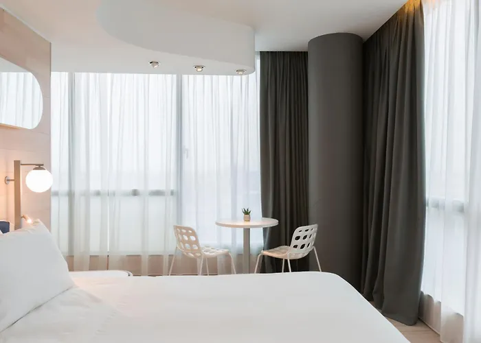 Voco Milan-fiere By Ihg Hotel 4*